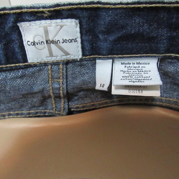 Longer Shorts size kids 14 Calvin Klein Jean - Picture 4 of 10